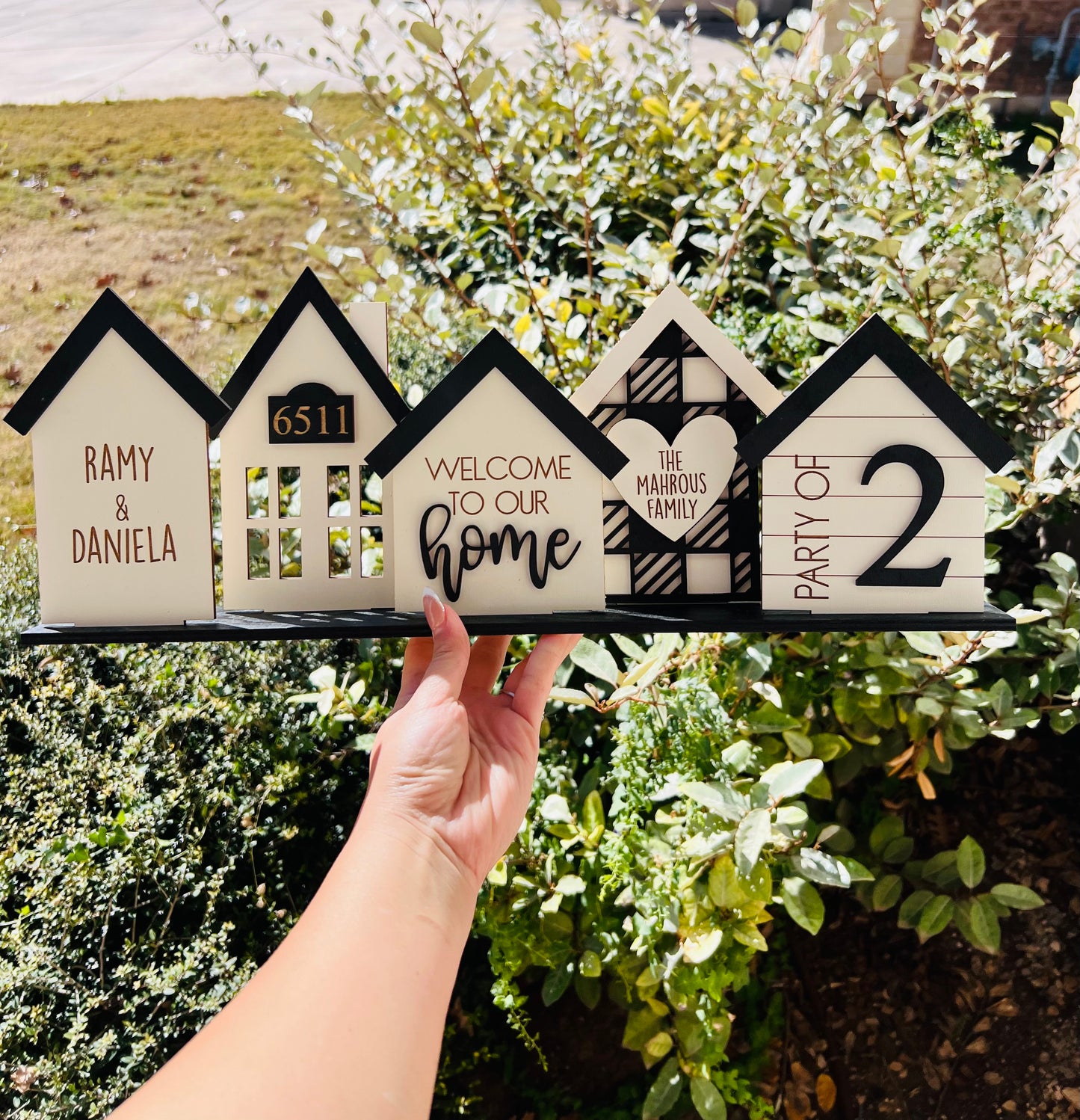 Personalized Standing 5 piece House Centerpiece