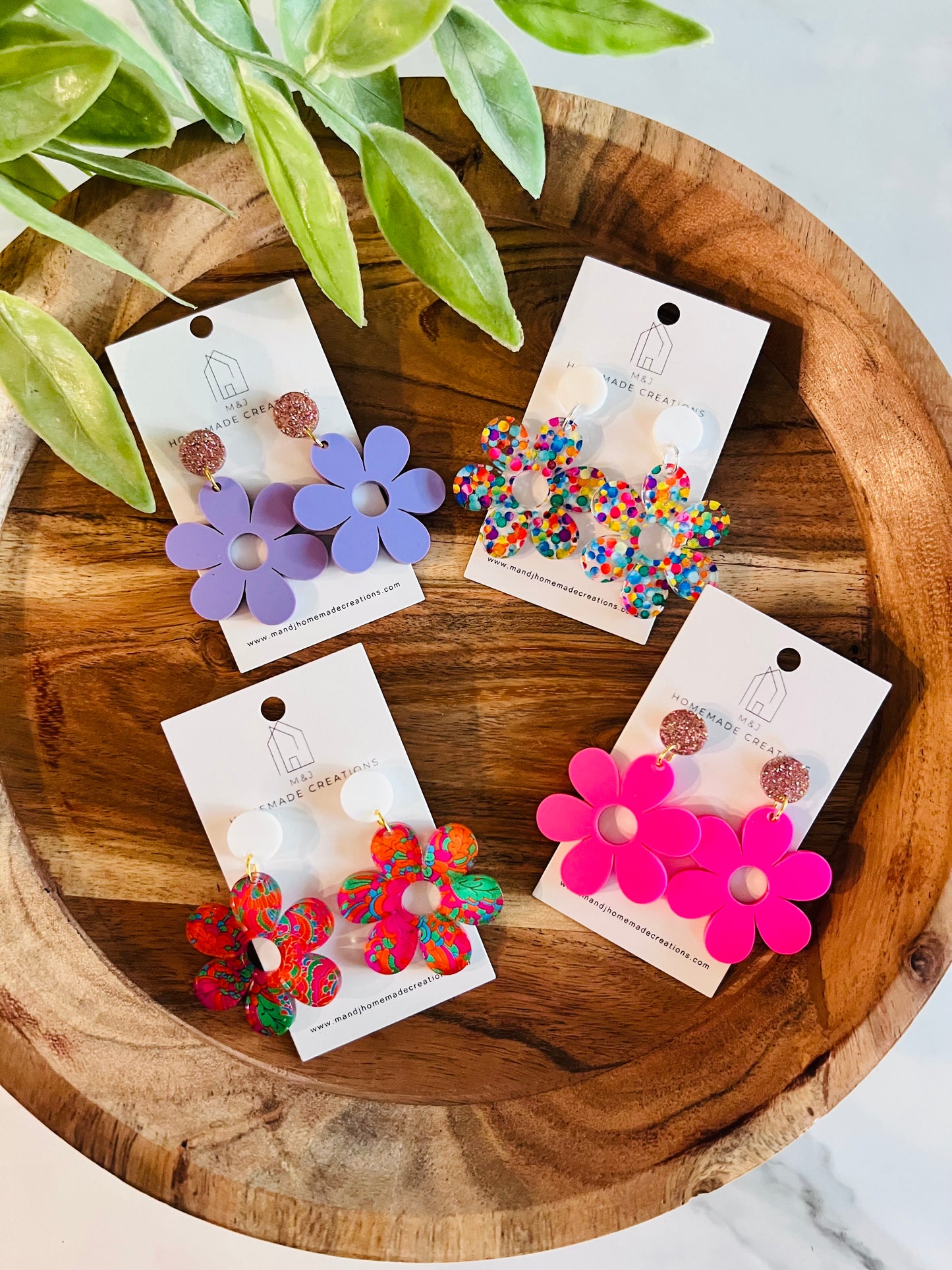 Daisy Dangle Earrings