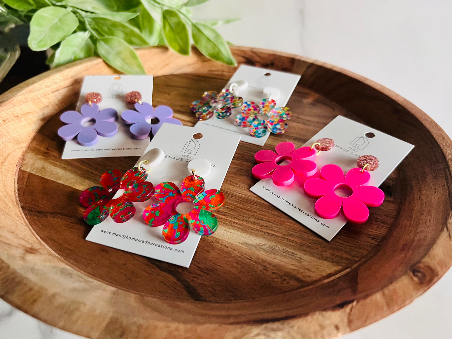 Daisy Dangle Earrings